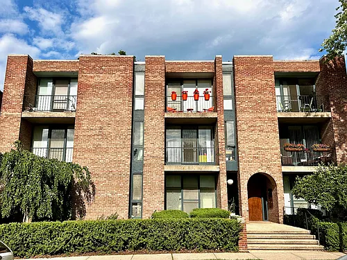 5435 N Artesian Ave #3E Photo 1 5435 N Artesian Ave #3E Photo 1