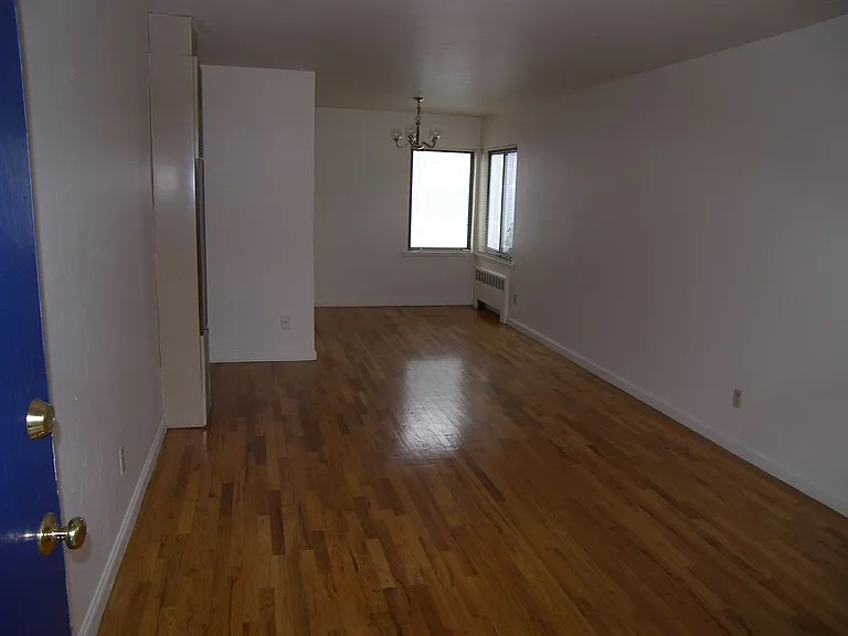 20-90 SE 57th Ave #1-8 — Photo 5