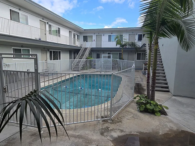 Highlander Manor Apartments — Photo 11