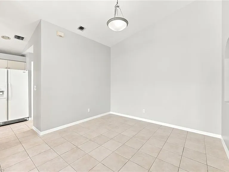 25925 Pebblecreek Dr — Photo 9
