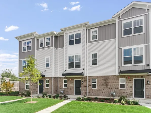1486 Blaine St, Des Plaines, IL 60018