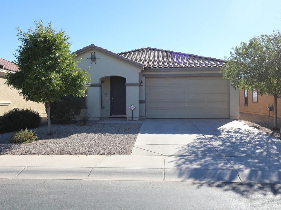 1st image of 40205 W Mary Lou Dr
