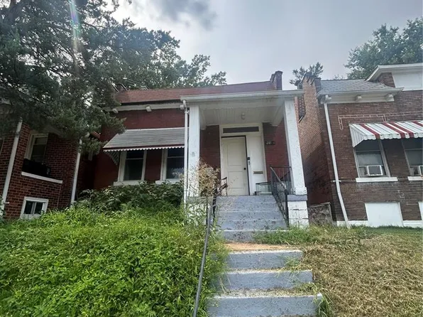 2831 Abner Pl, Saint Louis, MO 63120