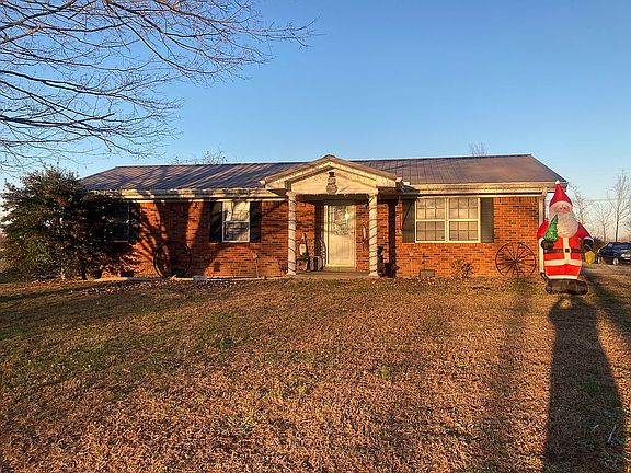 3rd image of 163 Beatrice Ln