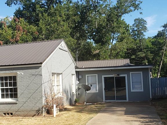 2nd image of 1108 E Easy Ave