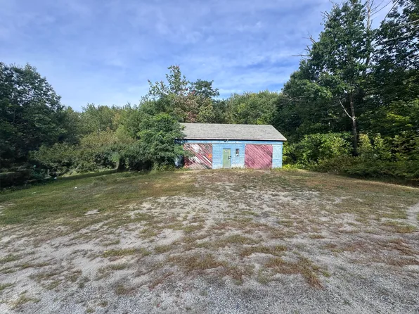 322 Franklin Road, Jay, ME 04239