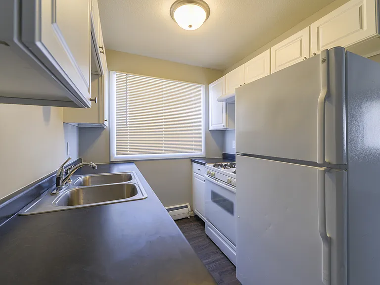 1708 Glenwood Ave — Photo 16