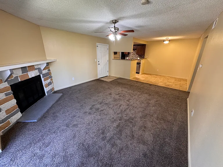 3474 S Eagle St #101 — Photo 32