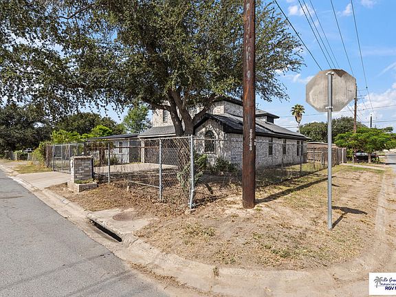 3rd image of 900 S 26th St
