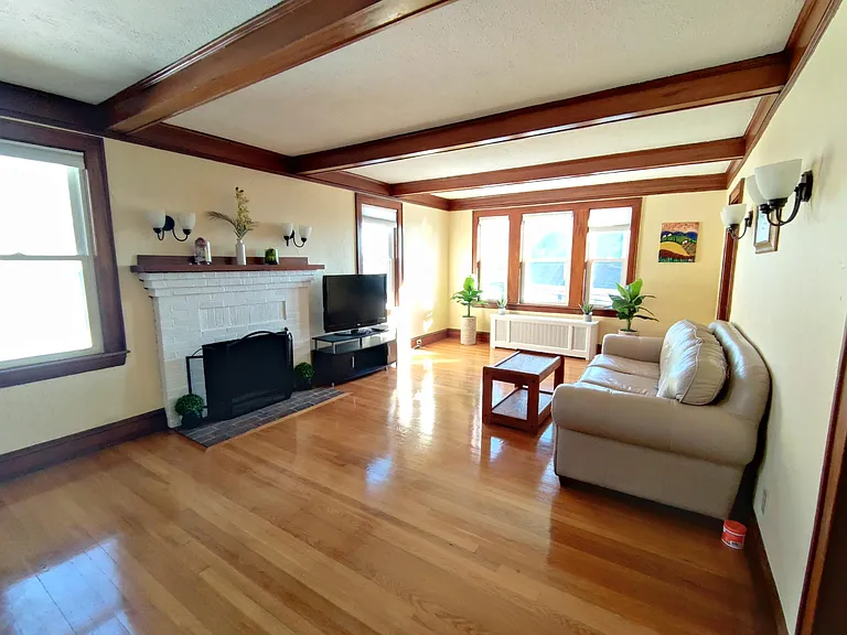 81 Columbus Ave #2 — Photo 2