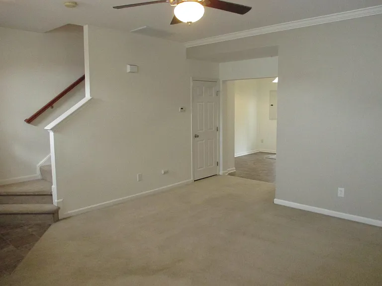 655 Wye Oak Dr — Photo 5