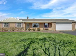 820 Lorane Rd, Reading, PA 19606