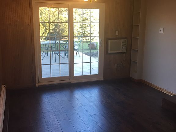 5th image of 47 Hitherdell Ln