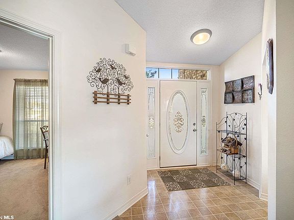 5th image of 2535 Parkford Dr