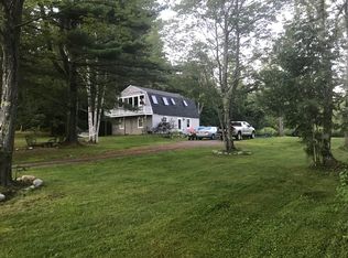 17 Black Rd S, Searsport, ME 04974