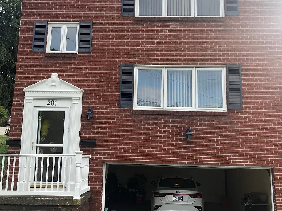 201 W Marion St #201