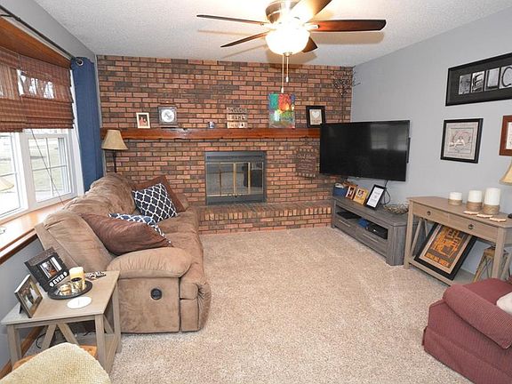 4th image of 375 Onalee Dr
