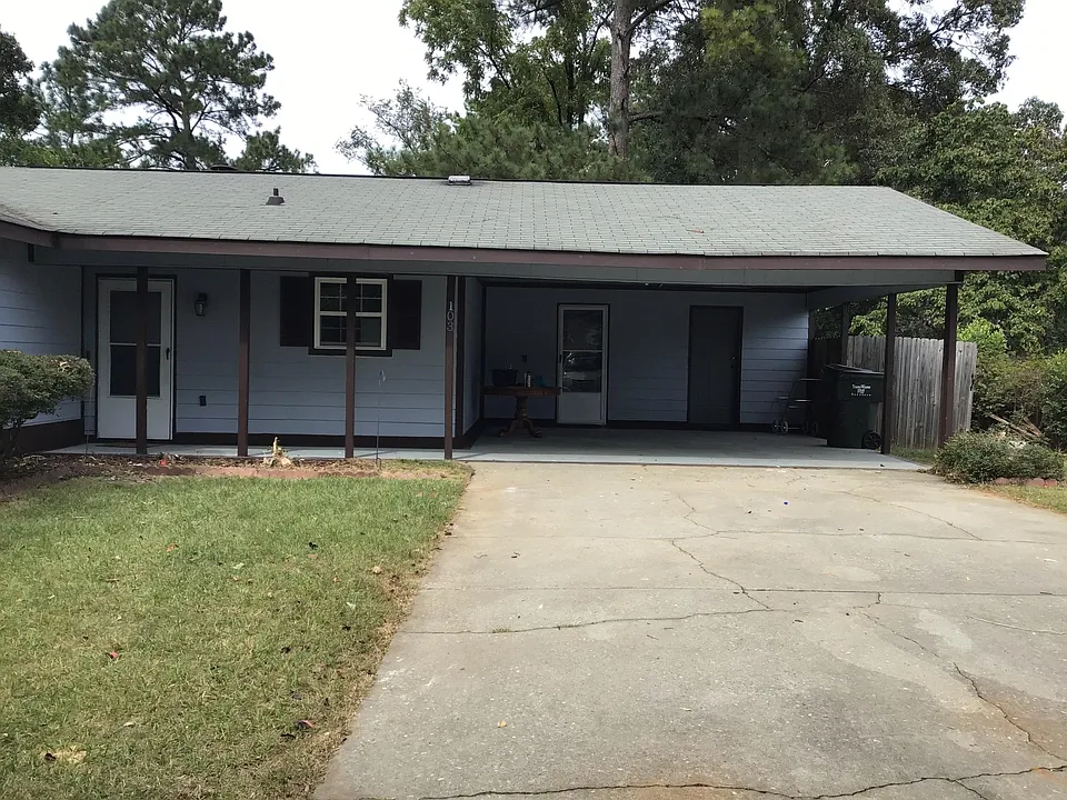 103 Cedar Ridge Dr #SINGLE FAMILY
