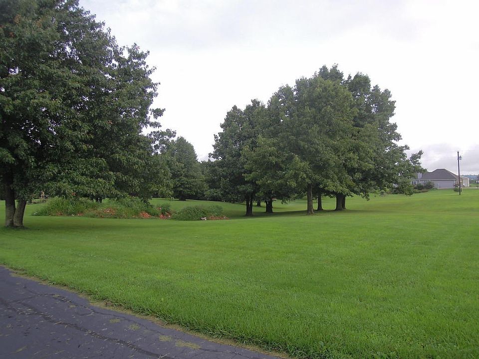 2nd image of 1735 Wyoming Ct