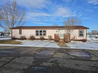 406 31st Ave SE Lot 215, Minot, ND 58701