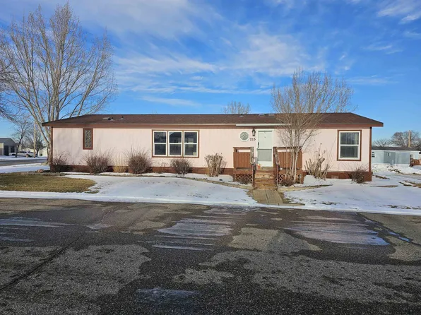 406 31st Ave SE Lot 215, Minot, ND 58701