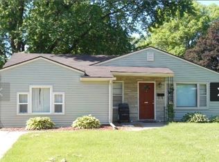 3871 Johnson Ave, Davenport, IA 52802
