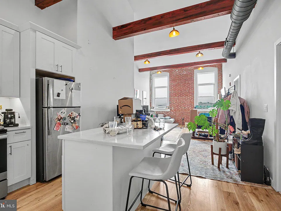 2045 Trenton Ave #403