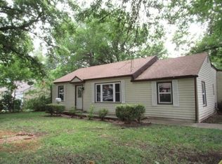 535 N Woodland St, Olathe, KS 66061