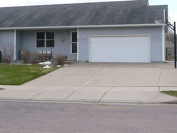 2nd image of 37 Cedar Dr