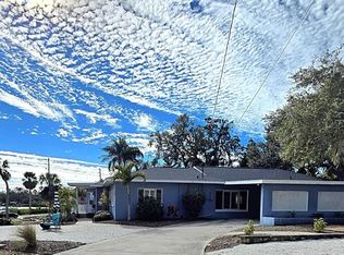 401 Whitcomb Blvd, Tarpon Springs, FL 34689