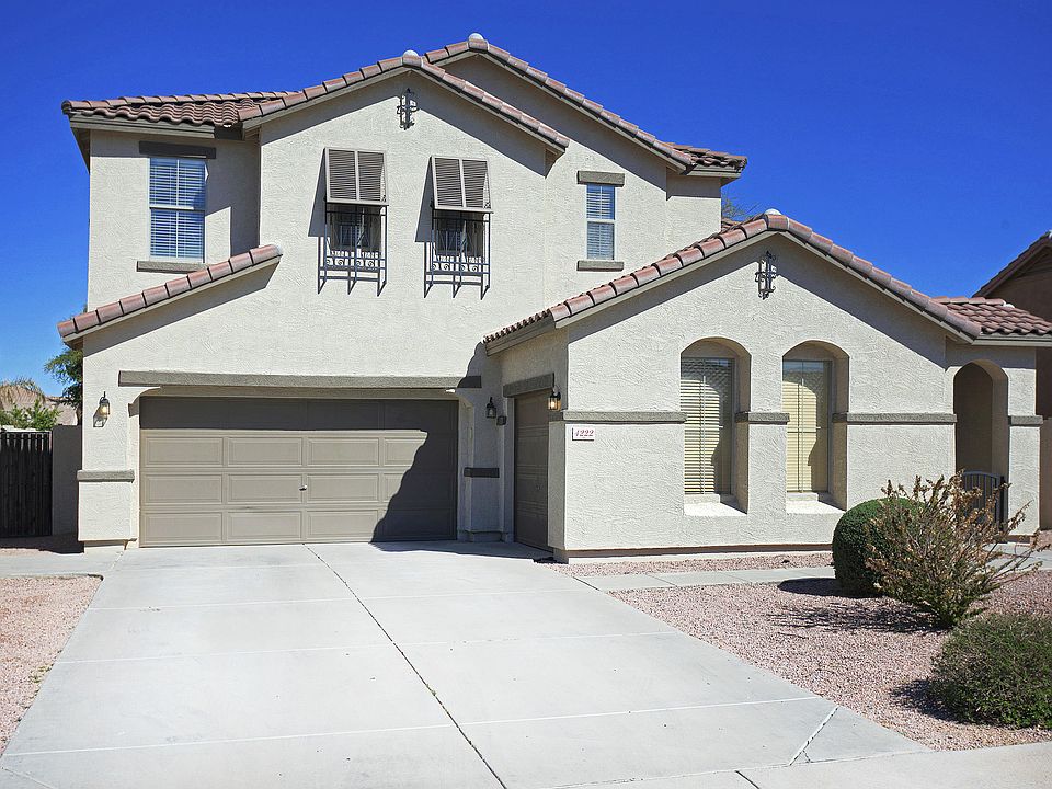 1st image of 4222 E Palm Beach Dr