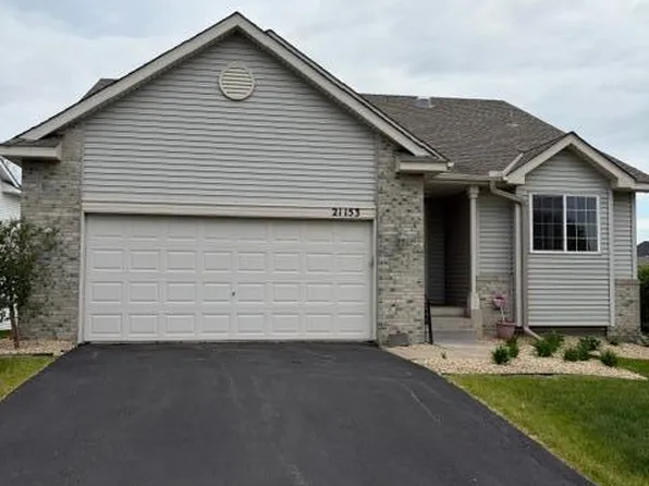 21153 Pasofino Cir N, Forest Lake, MN 55025
