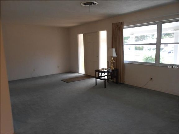 3rd image of 6121 29th Ave N