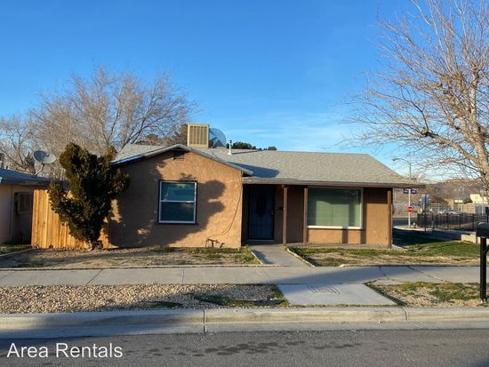 113 Parkway St Barstow Ca 92311 Zillow