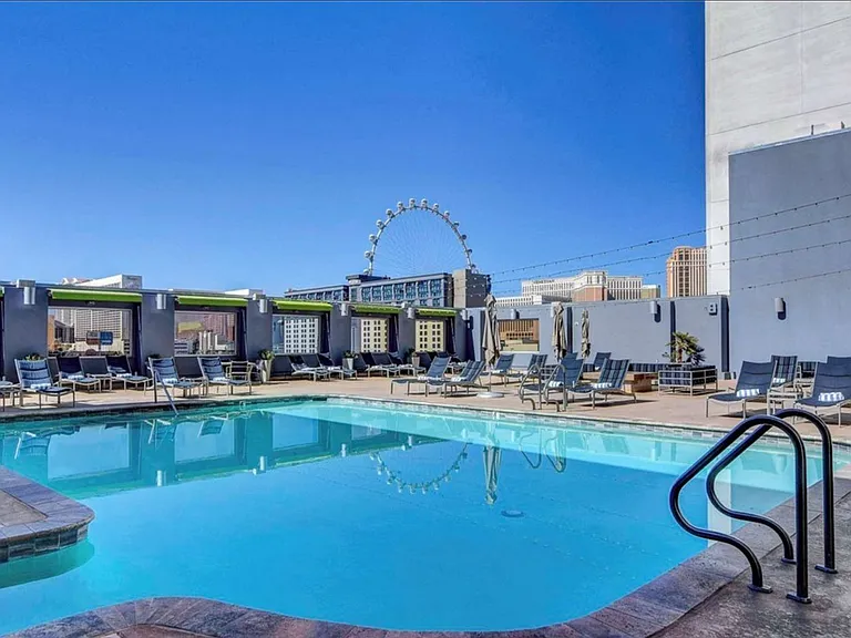 211 E Flamingo Rd #ID1501423P — Photo 29