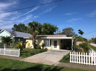 912 NE Rio Ave, Jensen Beach, FL 34957