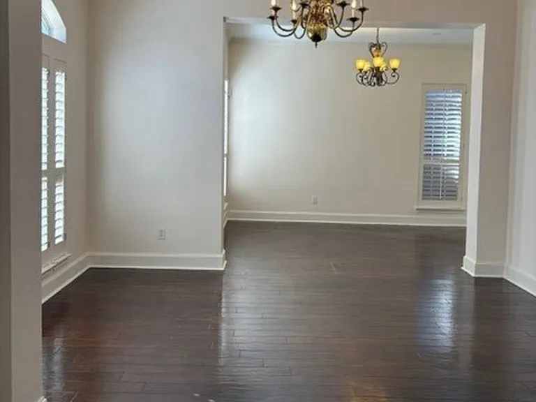 5357 Gatesworth Ln — Photo 2