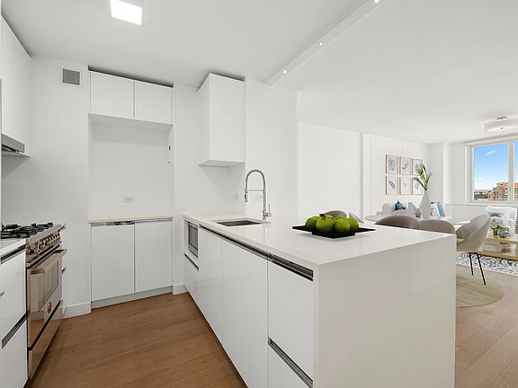 4th image of 301 W 53rd St APT 23A