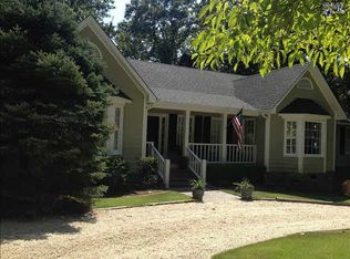 2215 Cornwallis Ave, Camden, SC 29020