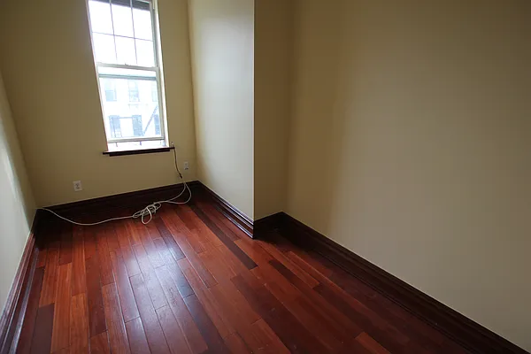 Rented by Bedford 6 Real Estate | media 21