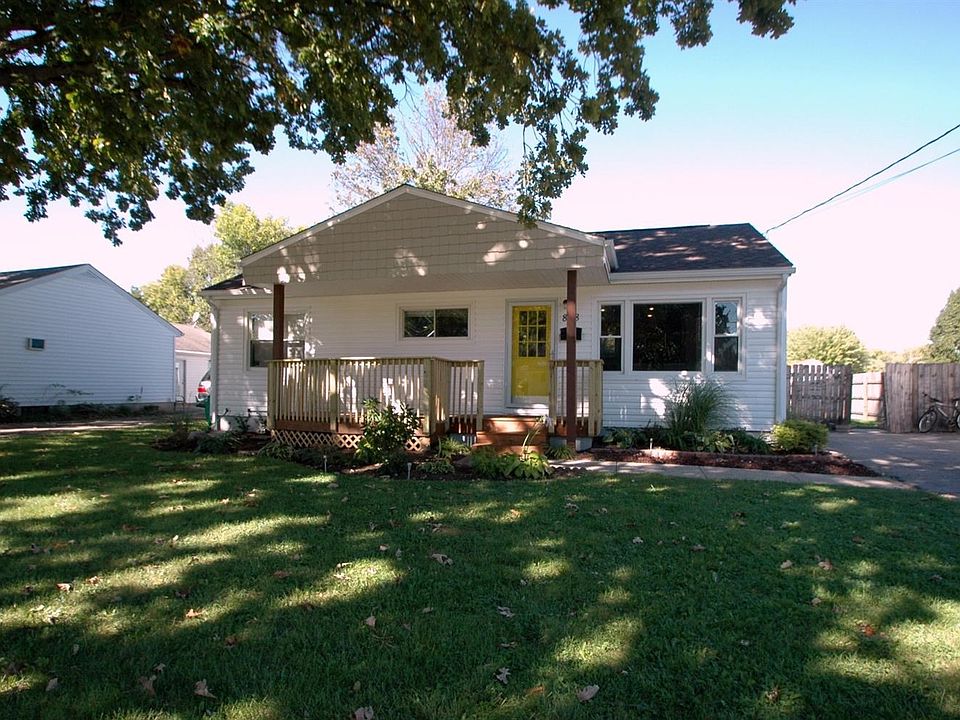 1st image of 848 Magie Ave