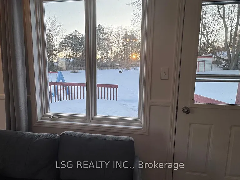 754 The Queensway S #MAIN — Photo 13