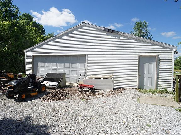 3rd image of 307 N Dean St