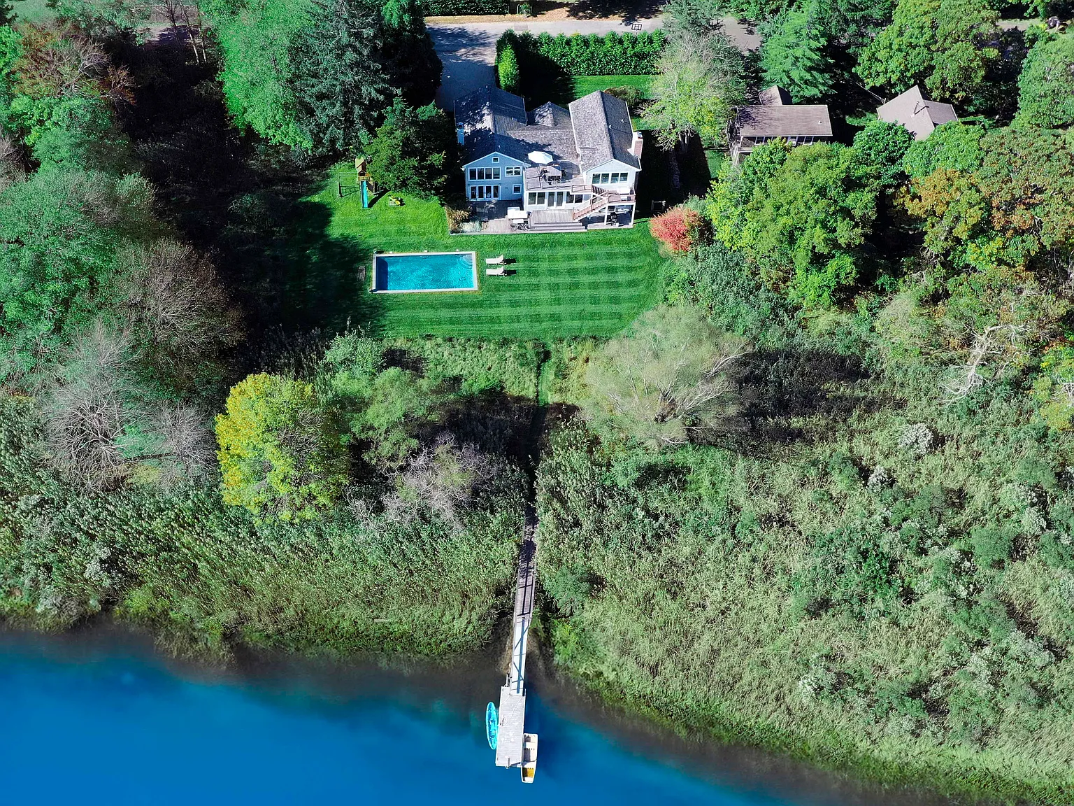 Sag Harbor waterfront sanctuary — Photo 2