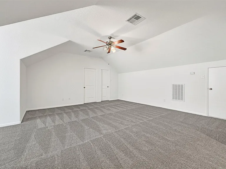 31 Hearthwick Rd — Photo 12