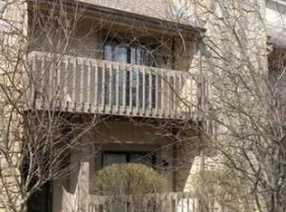 219 Hermitage Ct, Dayton, OH 45459