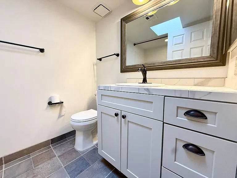 1595 Sierry Peaks Dr — Photo 5