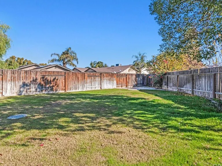 13228 Lynett Ct — Photo 10