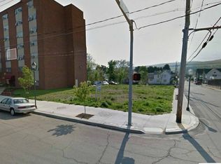 47 S Main St, Carbondale, PA 18407