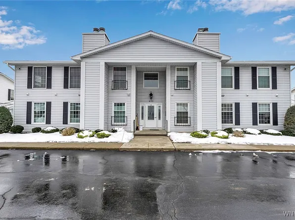 630 Youngs Rd APT E, Williamsville, NY 14221
